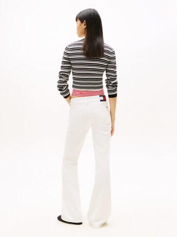 Tommy Jeans Laienev Teksapüksid 'SIA', värv valge