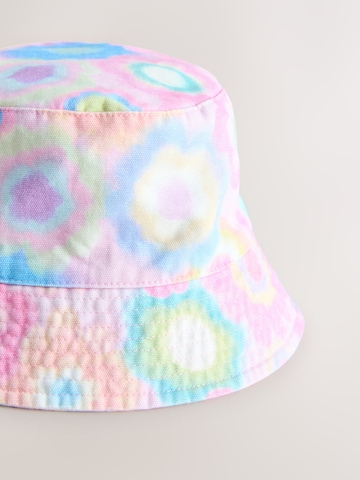 Next Hut in Pink