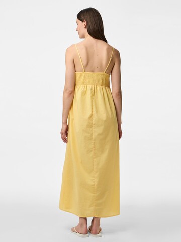 Robe d’été 'PCFeline' PIECES en jaune
