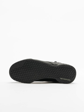 Sneaker alta di Reebok in nero