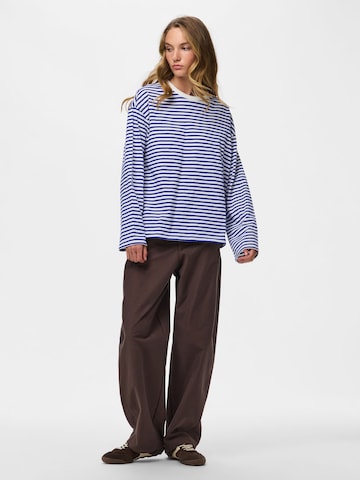 T-shirt 'PCSadie' PIECES en bleu