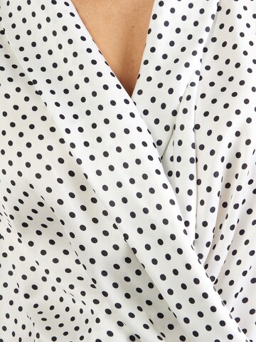 ABOUT YOU Blouse body 'Gitta' in Zwart