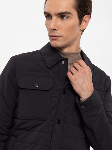 Antioch Between-season jacket in Black