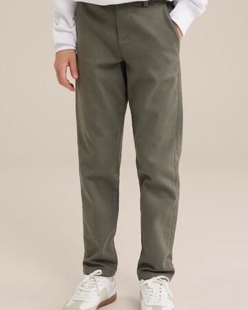 WE Fashion Slimfit Hose in Grün: Vorderseite