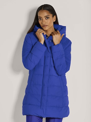 Manteau d’hiver MADELEINE en bleu : devant