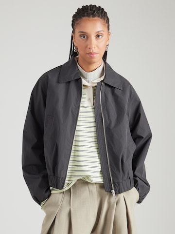 elvine Φθινοπωρινό και ανοιξιάτικο μπουφάν 'Flora' σε μαύρο: μπροστά