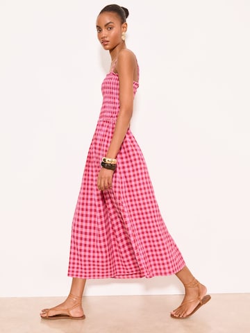Robe d’été Lipsy en rouge