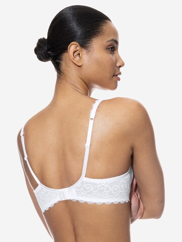 Mey T-shirt BH 'Amorous' in Wit