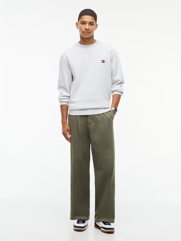 Tommy Jeans Sweatshirt in Grey