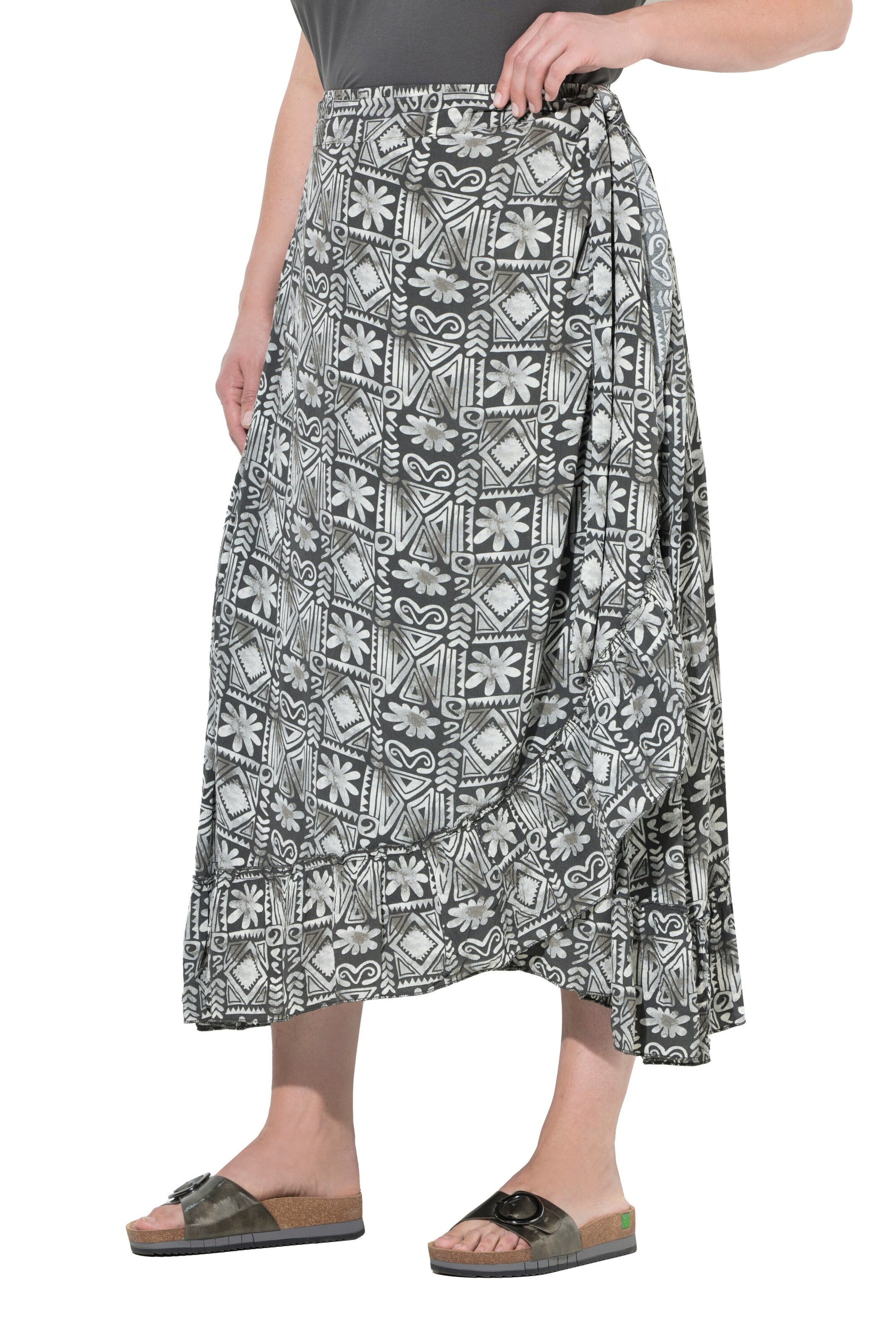 Ulla Popken Skirt in Grey: front
