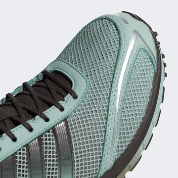 Baskets basses 'Adizero Adios' ADIDAS ORIGINALS en vert