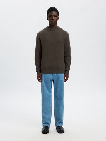 Pullover di SELECTED in marrone