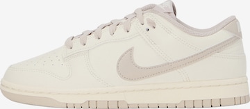 Baskets basses 'DUNK' Nike Sportswear en blanc : devant