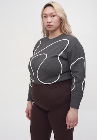 Persona by Marina Rinaldi Loosefit Housut 'ONORATA' värissä ruskea