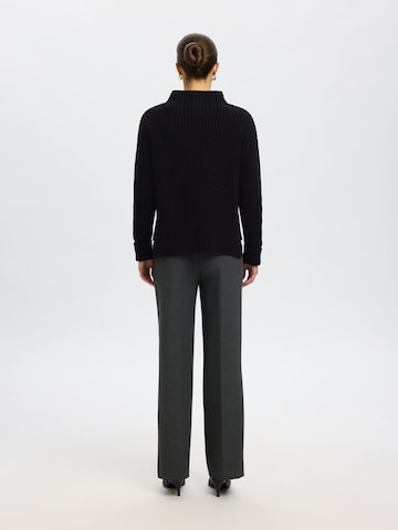 SELECTED Sweater in Black