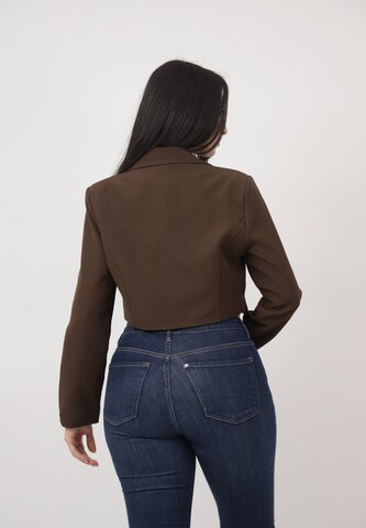 Elara Blazer in Brown