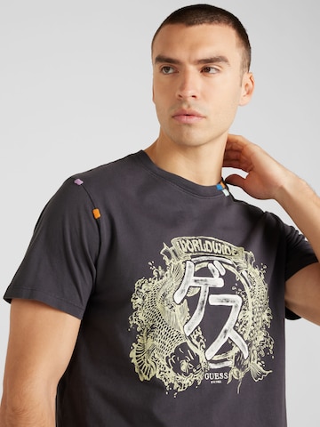 GUESS T-Shirt 'Japanese Ideogram' in Schwarz
