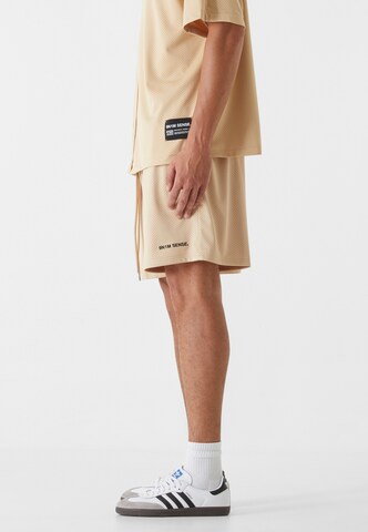 regular Pantaloni 'Essential' di 9N1M SENSE in beige