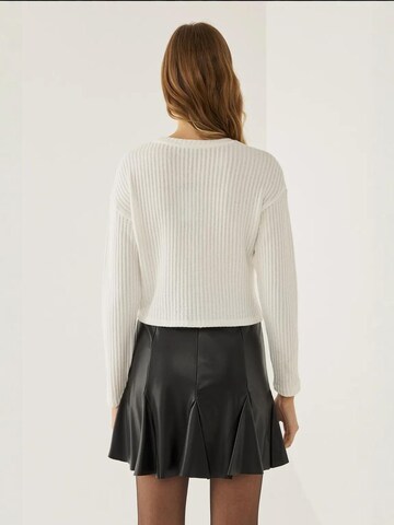 Pullover di Hiccup in bianco