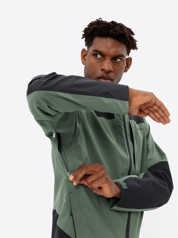 VAUDE Outdoor jacket 'Elope II' in Green
