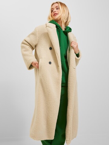 JJXX Between-Seasons Coat 'Emmy' in Beige