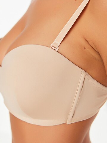 Bustino Reggiseno di Trendyol in beige