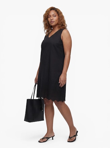 ONLY Carmakoma Dress 'CARTulum' in Black: front