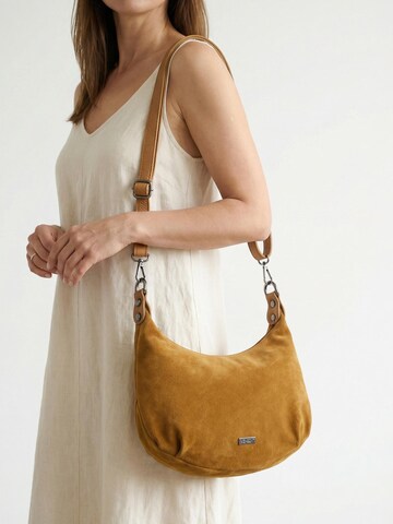 VENEZIA Shoulder Bag in Brown: front