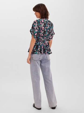 VERO MODA Blus 'Gry' i svart