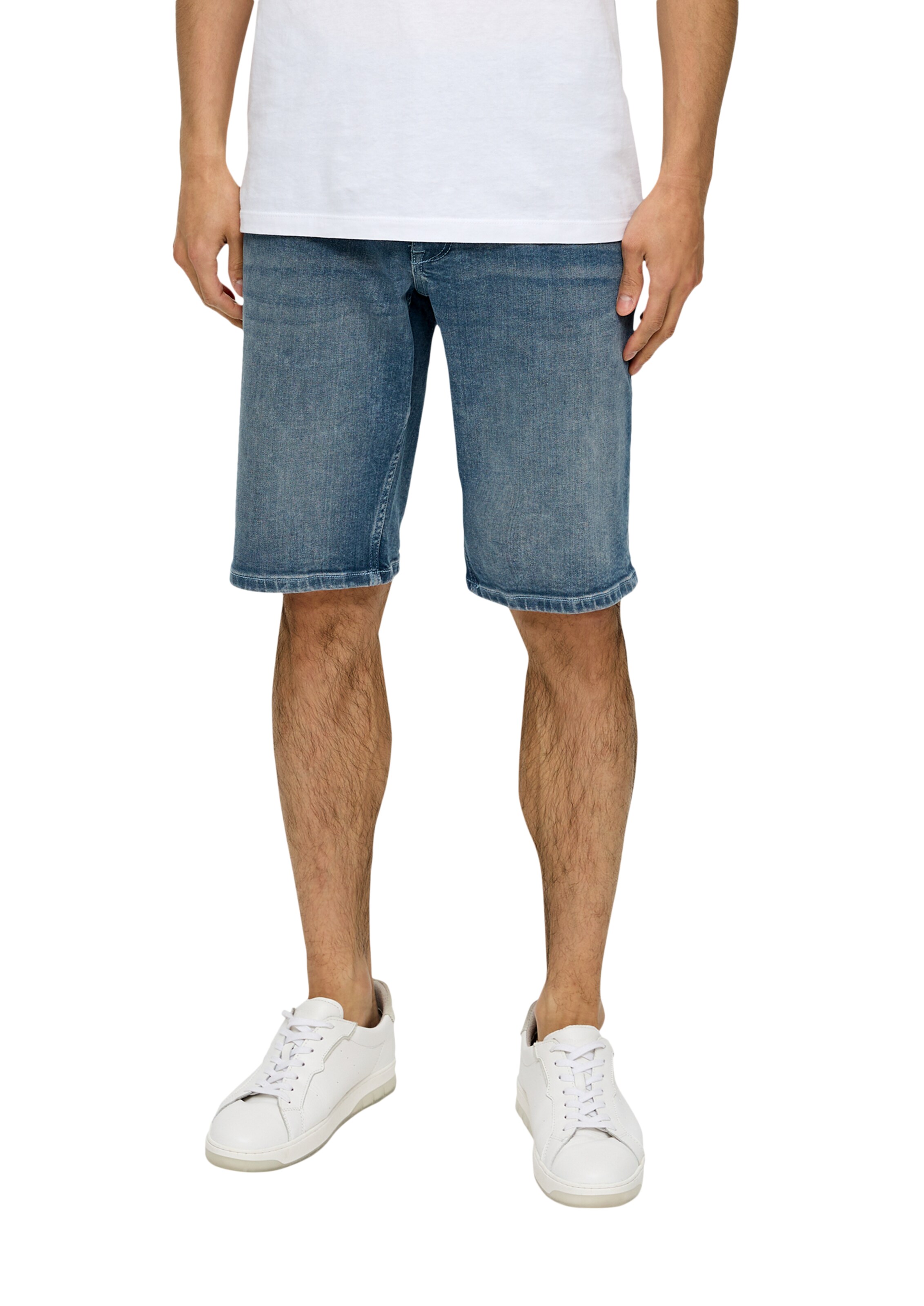 s.Oliver Regular Jeans in Blau: Vorderseite