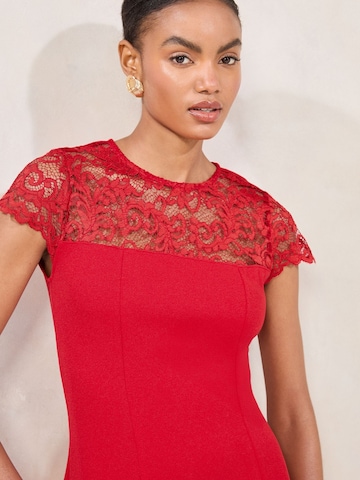 Robe de cocktail Lipsy en rouge