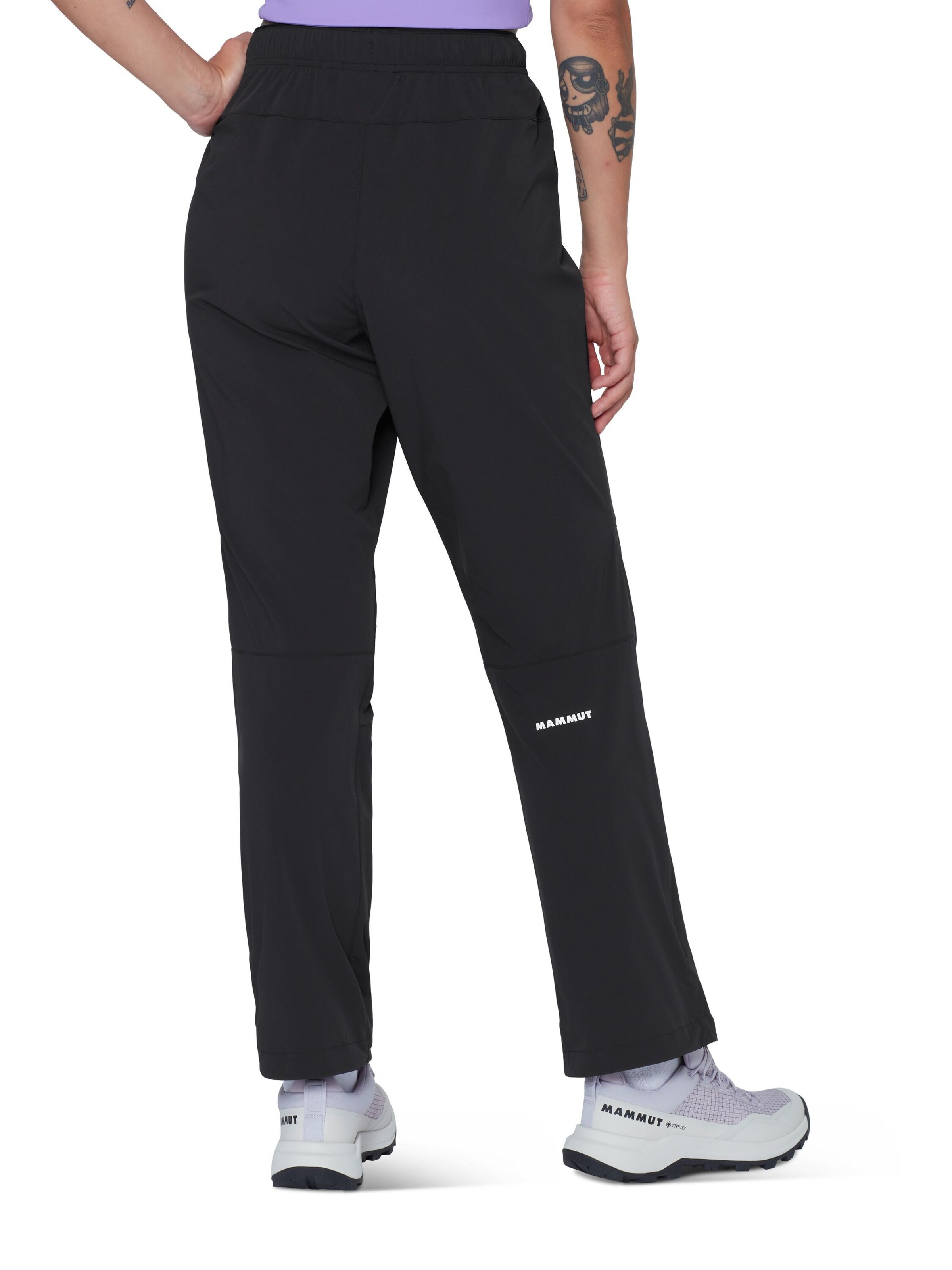 MAMMUT Regular Outdoor Pants in Black