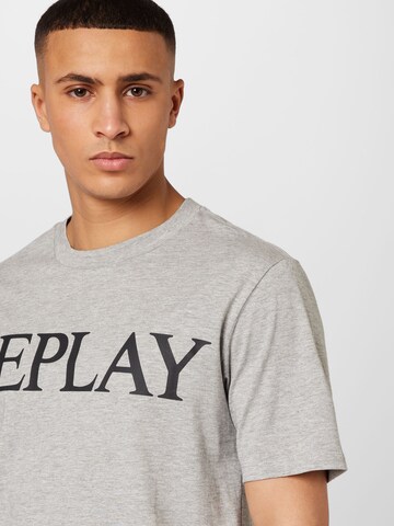 REPLAY - Camiseta en gris
