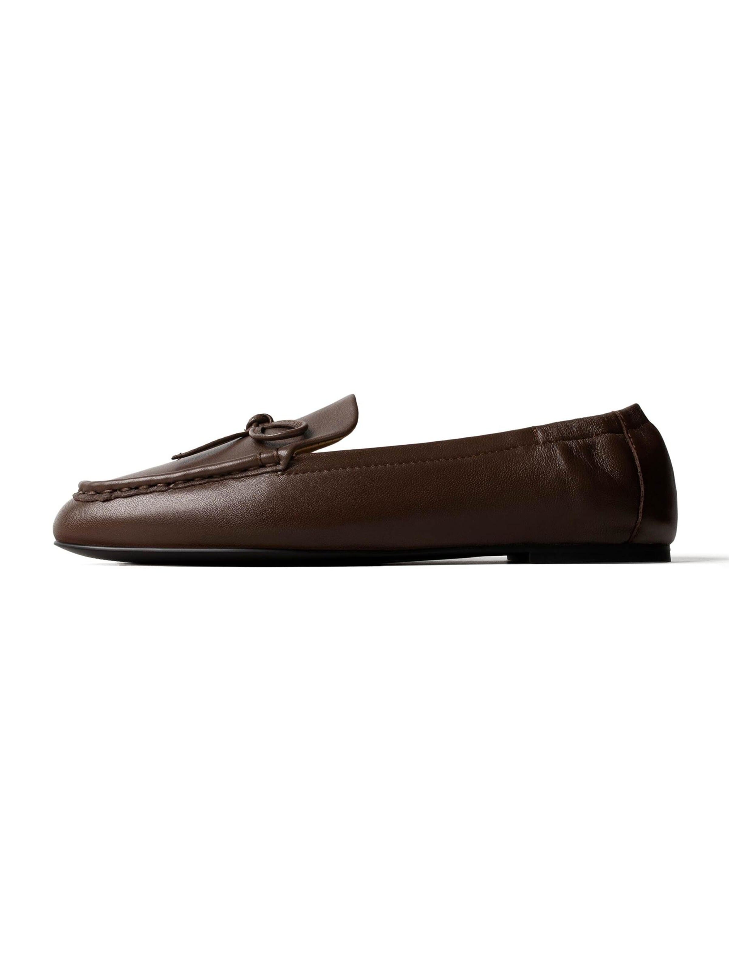 Mocassin 'A TOUCH OF WARM WIND' L37 HANDMADE SHOES en marron : devant