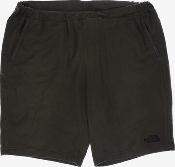 THE NORTH FACE Shorts in 38 in Green: front
