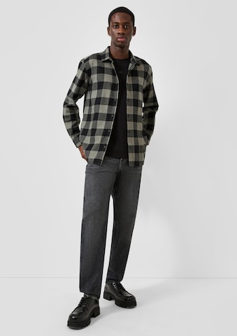 Coupe regular Chemise QS en gris