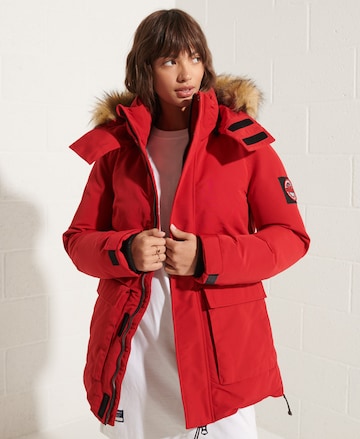 Veste d’hiver 'Everest' Superdry en rouge