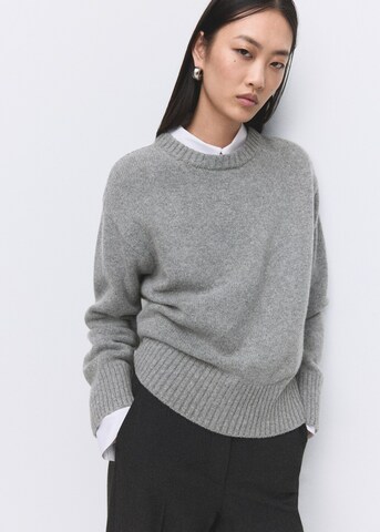 MANGO Sweater in Grey: front