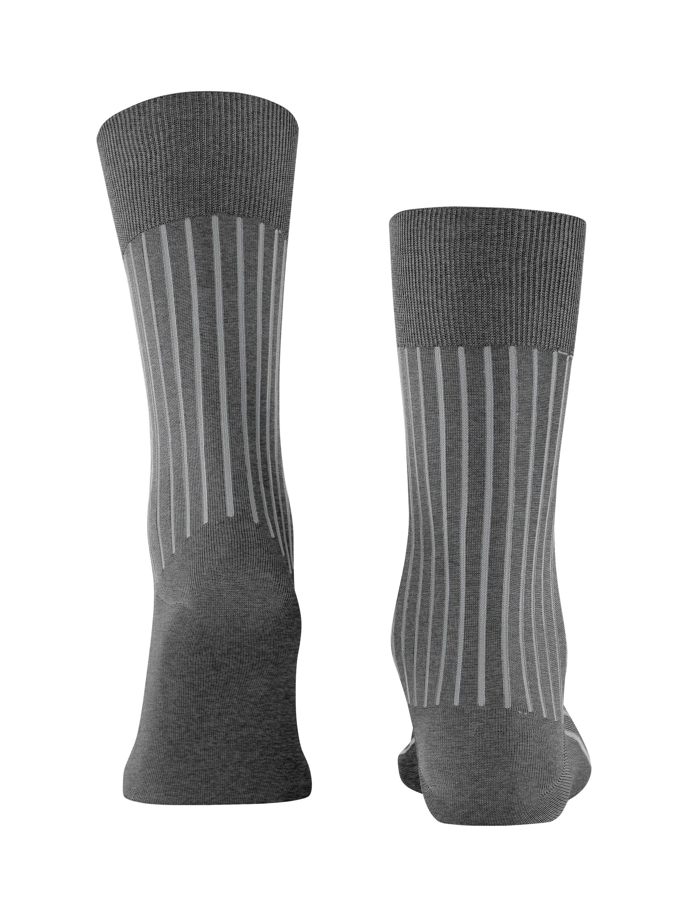 FALKE Socken 'Shadow'‌‌‌‌‌‌‌‌ in Grau