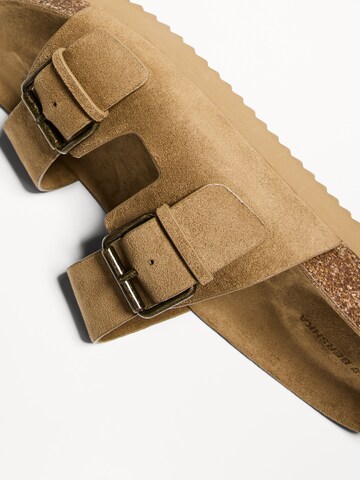 Bershka Pantoletter i beige