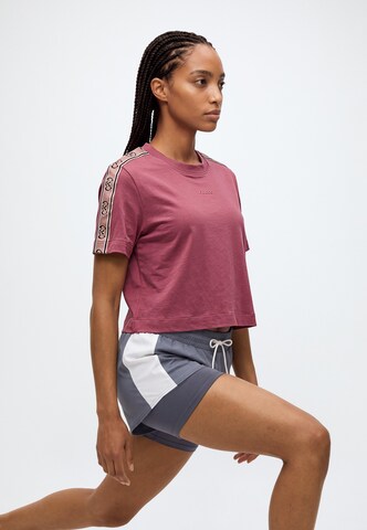 GUESS Performance Shirt 'BRITNEY' in Pink
