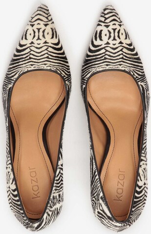 Kazar Pumps in Black