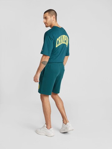 Champion Authentic Athletic Apparel Regular Shorts in Grün