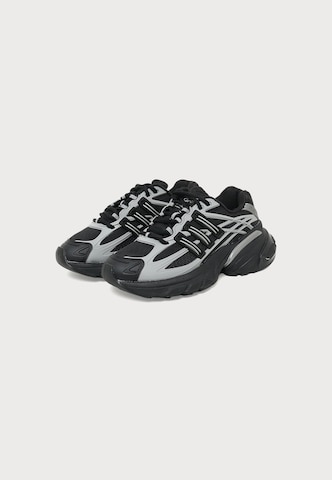 Sneaker 'ADISTAR XLG 2.0' di ADIDAS ORIGINALS in nero