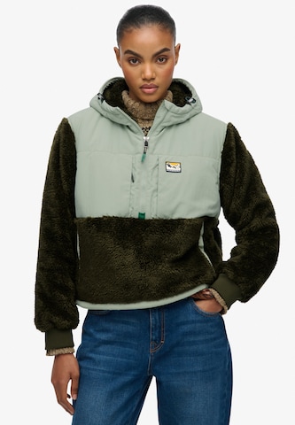 Superdry Between-Season Jacket in Green: front
