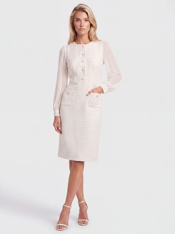 APART Kleid in Weiß