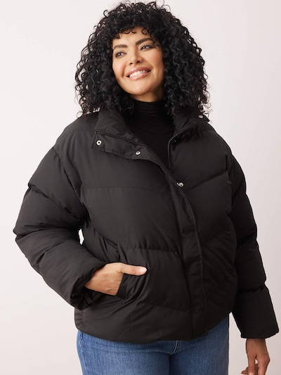 Trendyol Curve Veste d’hiver en noir, Vue avec produit