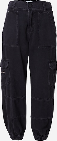 River Island Tapered Cargo Pants 'OREO' in Black: front