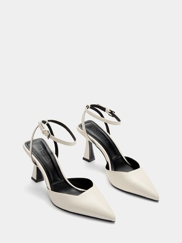 Pull&Bear Pumps i hvid