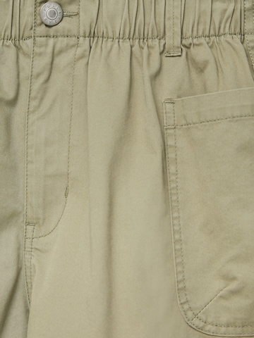 Pull&Bear Regular Shorts in Beige